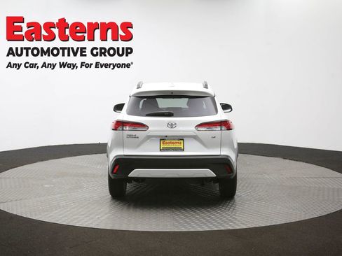 Used 2023 Toyota Corolla Cross LE image 36