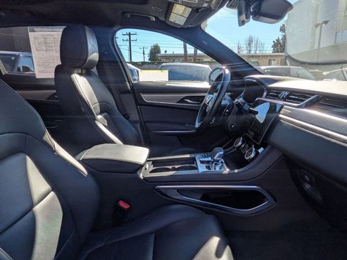Used 2024 Jaguar F-PACE R-Dynamic S image 19