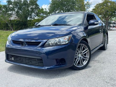 Used 2012 Scion tC FWD image 2