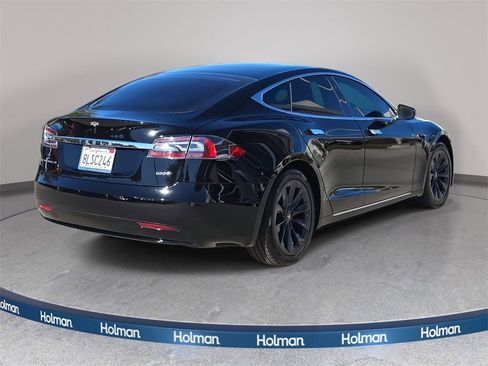 Used 2019 Tesla Model S 100D image 4