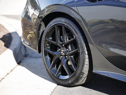 Used 2024 Honda Civic Sport image 11