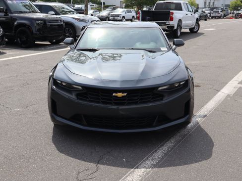 Used 2022 Chevrolet Camaro LT w/ Technology Package RWD image 3
