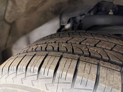 Certified 2024 Ford Expedition Limited image 42