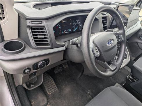 Used 2022 Ford Transit 350 XLT image 4