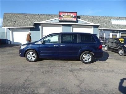 Used 2014 Volkswagen Routan SEL Premium