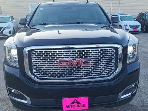Used 2017 GMC Yukon XL Denali w/ Open Road Package image 30