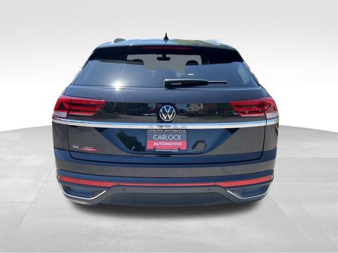 Used 2022 Volkswagen Atlas Cross Sport SE FWD image 6