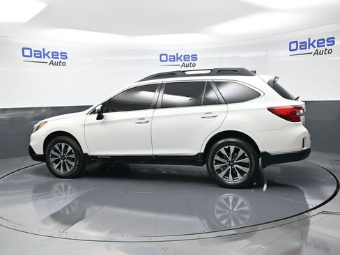 Used 2017 Subaru Outback 3.6R Limited image 58