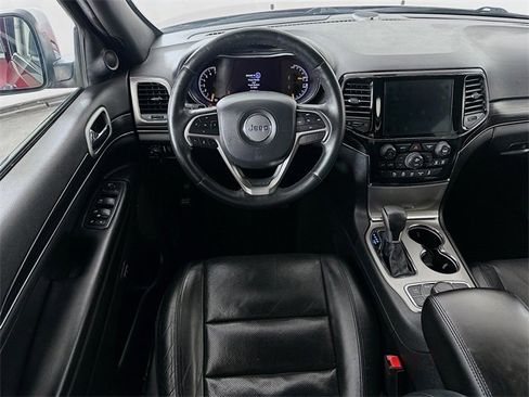 Used 2019 Jeep Grand Cherokee Limited w/ Luxury Group II image 4