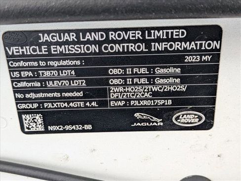 Used 2023 Land Rover Range Rover Long Wheelbase SE image 22