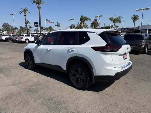 New 2026 Nissan Rogue SV AWD/4WD image 4