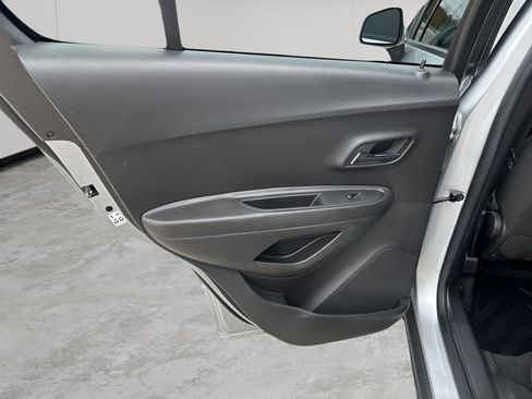 Used 2020 Chevrolet Trax LS w/ Tint and Cruise Package image 17