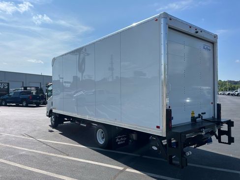 New 2025 Chevrolet Low Cab Forward RWD image 6