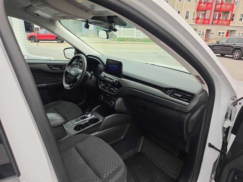 Used 2024 Ford Escape Active AWD/4WD image 16