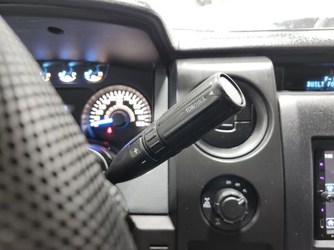 Used 2014 Ford F150 STX w/ Equipment Group 201A Mid AWD/4WD image 9