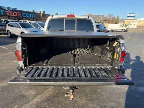 Used 2013 Toyota Tacoma 4x4 Double Cab w/ TRD Sport Pkg image 31