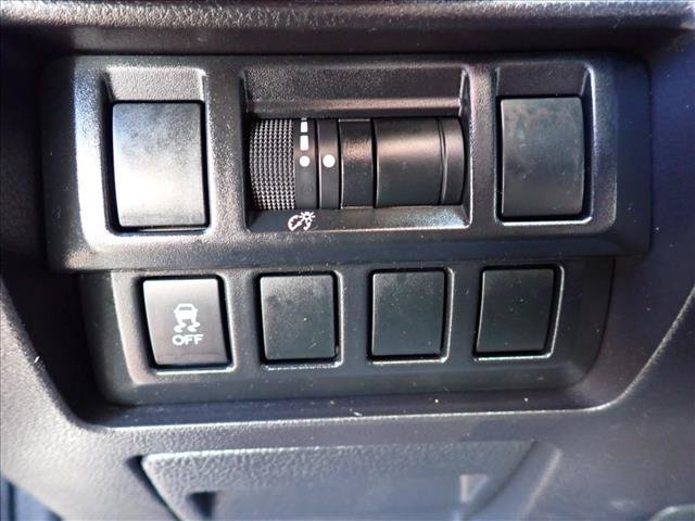 Used 2020 Subaru Impreza 2.0i AWD/4WD image 12