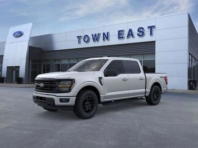 New 2026 Ford F150 XLT w/ XLT Black Appearance Package
