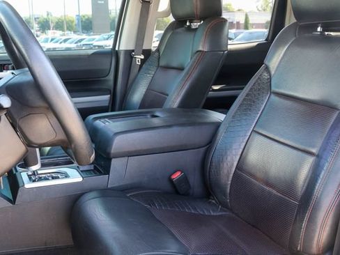 Used 2019 Toyota Tundra SR5 w/ SR5 Upgrade Package AWD/4WD image 15