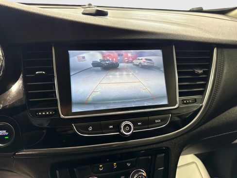 Used 2020 Buick Encore Preferred FWD image 19