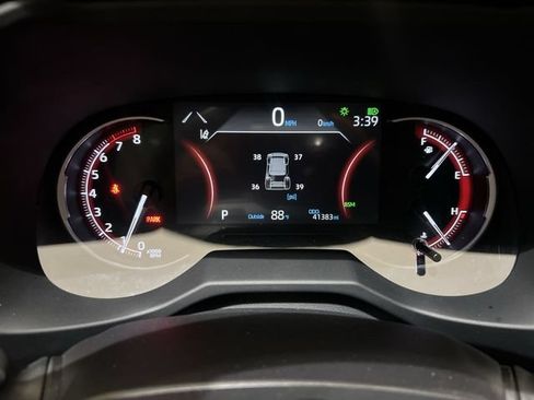 Used 2025 Toyota RAV4 XLE w/ Convenience Package FWD image 11