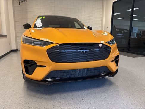 Used 2021 Ford Mustang Mach-E GT image 34