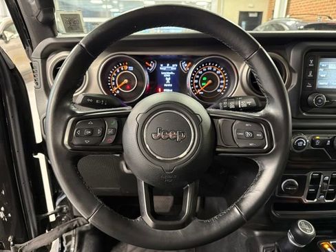 Used 2018 Jeep Wrangler Unlimited Sport S AWD/4WD image 15