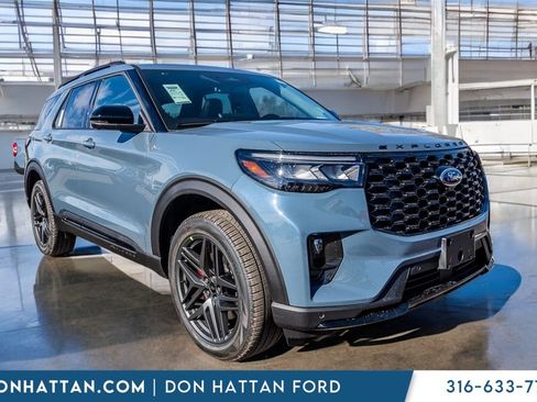 New 2026 Ford Explorer ST-Line w/ ST-Line Street Pack image 34