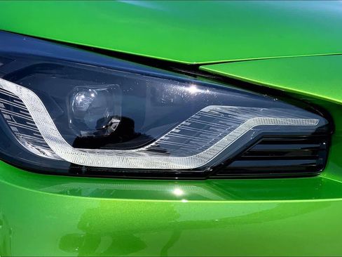 Used 2025 BMW M2 w/ Lighting Package image 25