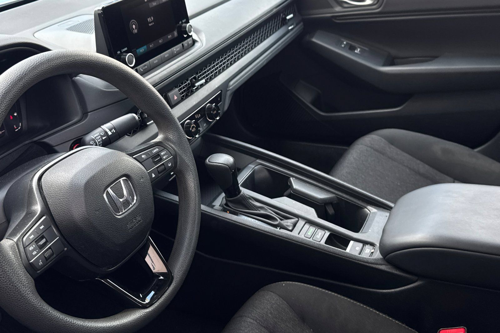 Used 2024 Honda Accord EX image 7