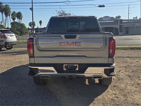 New 2026 GMC Sierra 1500 SLT image 6