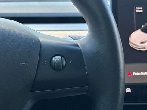 Used 2018 Tesla Model 3 Long Range image 28