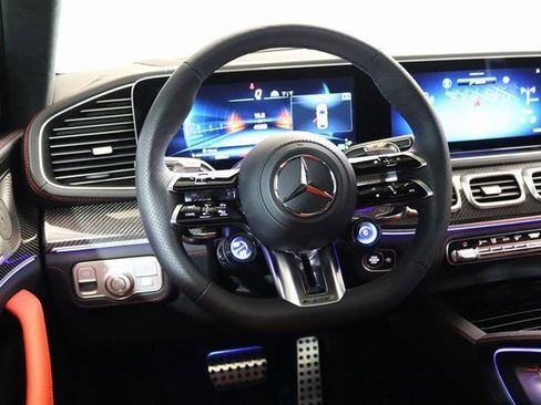 Used 2025 Mercedes-Benz GLE 63 AMG S w/ Driver Assistance Package image 22