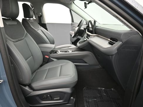 New 2026 Ford Explorer Active w/ Active Comfort Package RWD image 27
