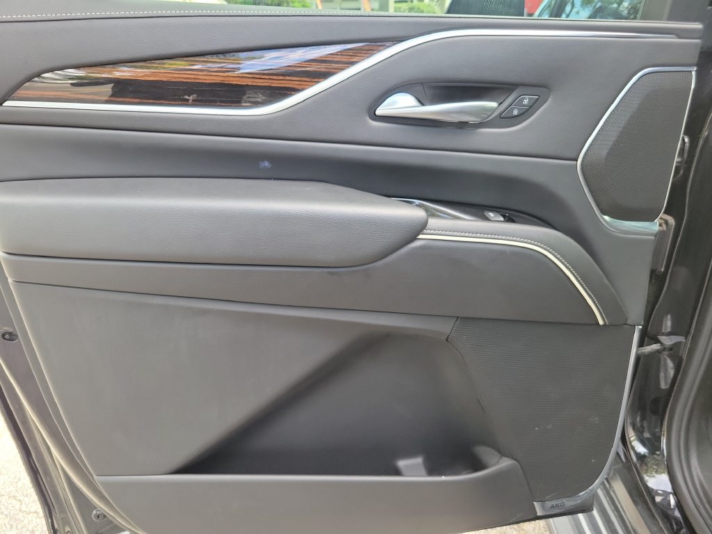 Used 2023 Cadillac Escalade ESV Premium Luxury RWD image 20