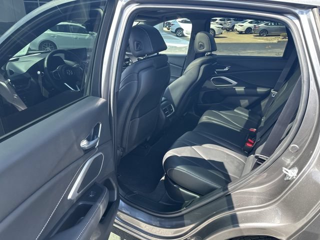 Used 2025 Acura RDX SH-AWD image 15
