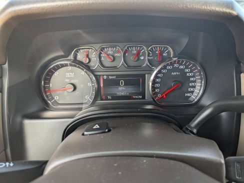 Used 2015 GMC Yukon SLE w/ HD Trailering Package image 32