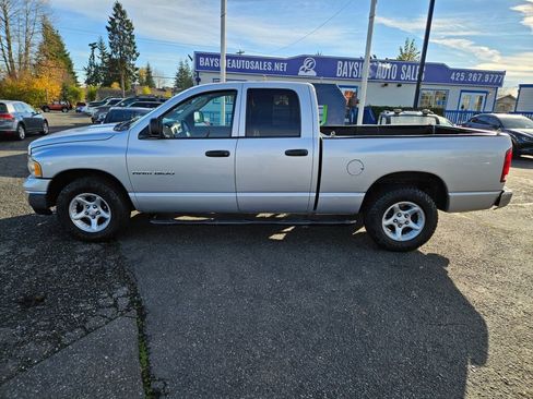 Used 2004 Dodge Ram 1500 Truck SLT image 2