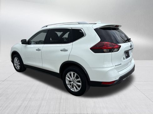 Used 2020 Nissan Rogue SV image 8