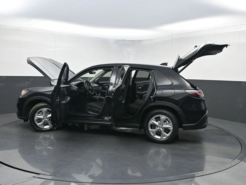 Used 2024 Honda HR-V LX image 33