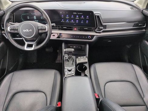 Used 2023 Kia Sportage EX image 18