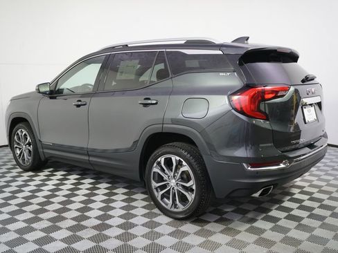 Used 2019 GMC Terrain SLT w/ Preferred Package AWD/4WD image 3