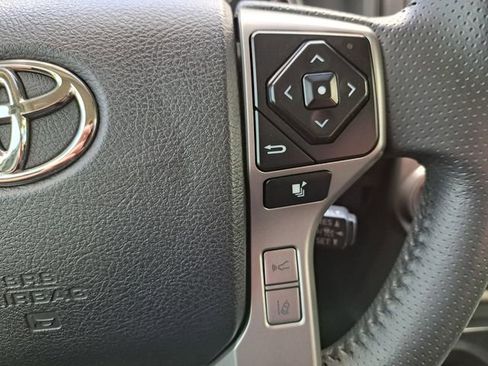 Used 2022 Toyota 4Runner TRD Sport w/ Technology Package AWD/4WD image 15