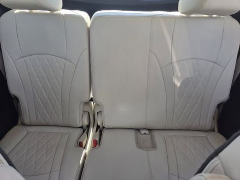 Used 2023 Buick Enclave Avenir w/ Avenir Technology Package image 22