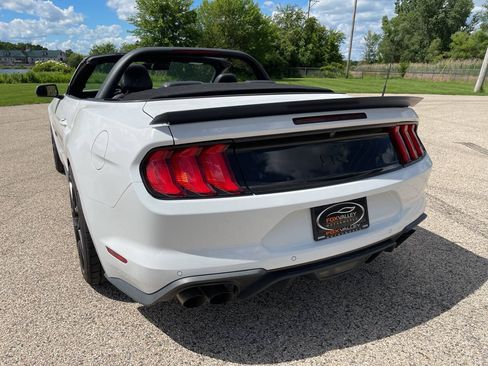 Used 2021 Ford Mustang GT Premium w/ Equipment Group 401A RWD image 22