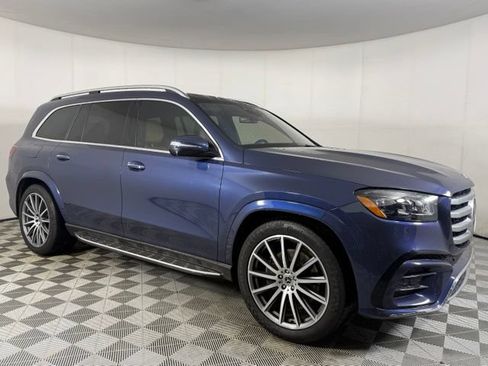 Used 2024 Mercedes-Benz GLS 580 4MATIC image 78