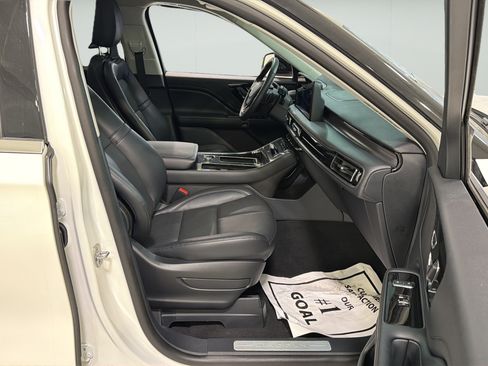 Used 2026 Lincoln Aviator 2WD image 27