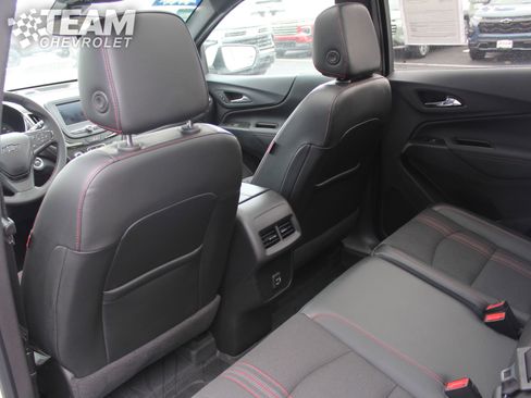 Certified 2022 Chevrolet Equinox RS w/ LPO, Floor Liner Package image 22