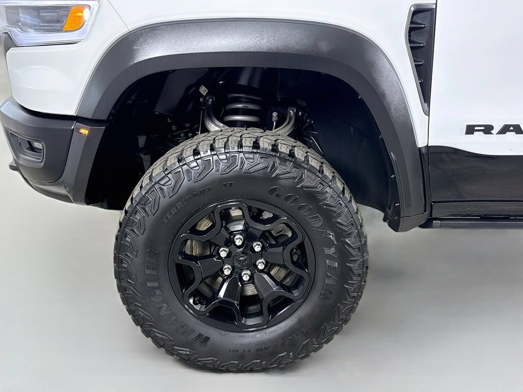Used 2025 RAM 1500 RHO AWD/4WD image 32
