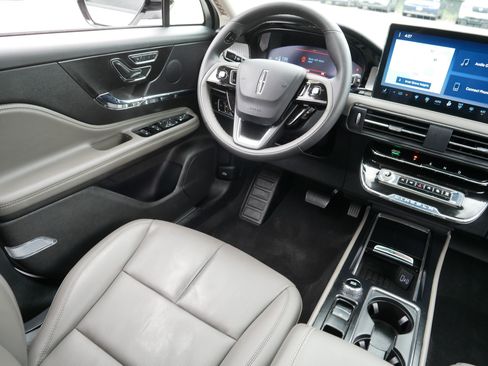 Used 2024 Lincoln Corsair FWD w/ Equipment Group 101A image 9